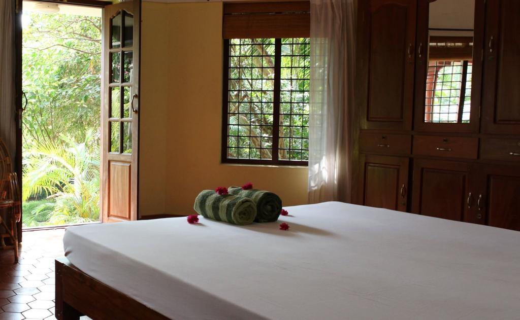 Amrutham Ayurvedic Village Resort Kovalam Habitación foto